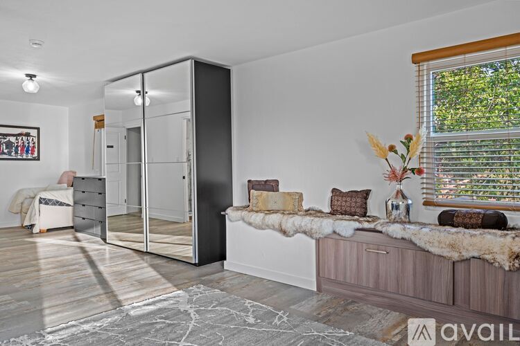 4908 Burton Avenue Southeast 1 Single Family Home for Rent - Photo gallery 3