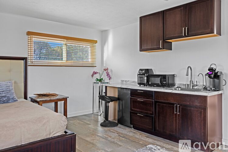 4908 Burton Avenue Southeast 1 Single Family Home for Rent - Photo gallery 4