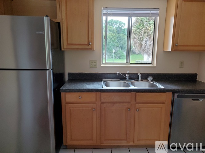 621 99th Ave N 1 Apartment for Rent - Photo gallery 5
