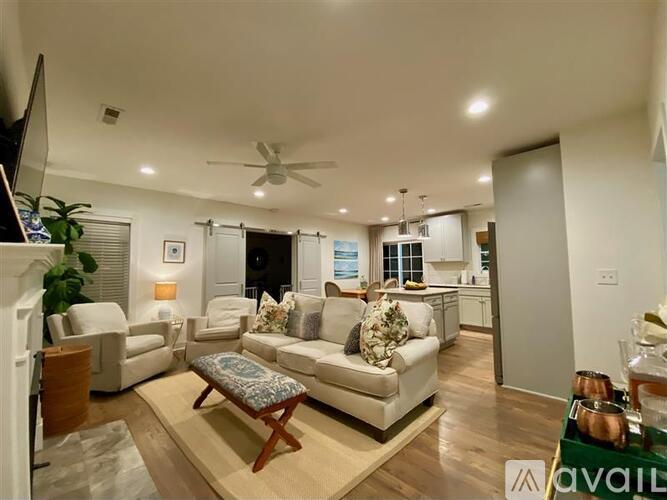 32 Potomac Avenue 2 Beds Single Family Home for Rent - Photo gallery 2