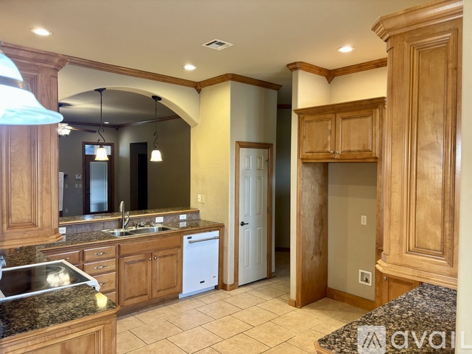 1105 North Charlotte Terrace 3 Beds Single Family Home for Rent - Photo gallery 3