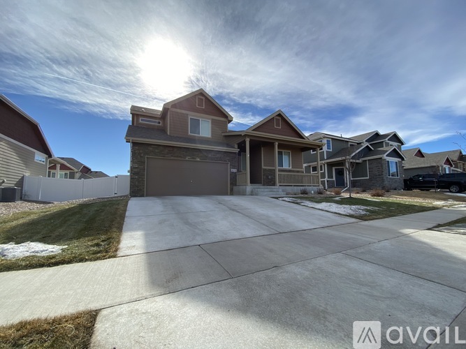 625 Gore Range Dr 4 Beds Single Family Home for Rent - Photo gallery 3