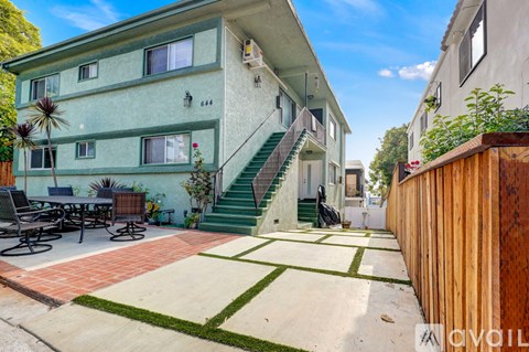 644 Pier Ave 2 Beds Apartment for Rent