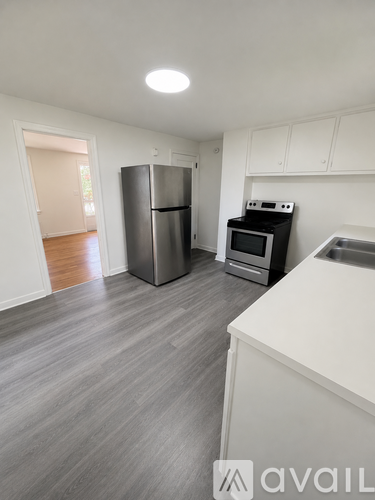 93 E Main St 2 Beds Townhouse for Rent - Photo gallery 4
