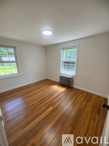 93 E Main St 2 Beds Townhouse for Rent - Photo gallery 5