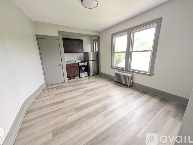 12 Groton St Studio Apartment for Rent - Photo gallery 3