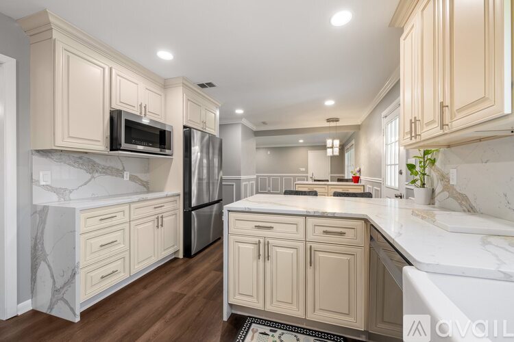3250 Vista Drive 4 Beds Single Family Home for Rent - Photo gallery 4