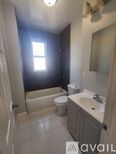 480 Avon Ave 3 Beds Apartment for Rent - Photo gallery 5