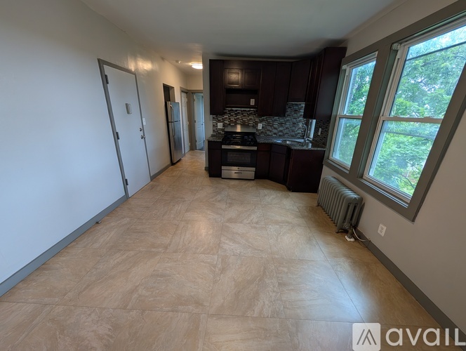 14 Groton St 1 Apartment for Rent - Photo gallery 4