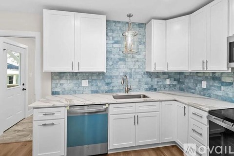 22 East Garfield Avenue 3 Beds Apartment for Rent