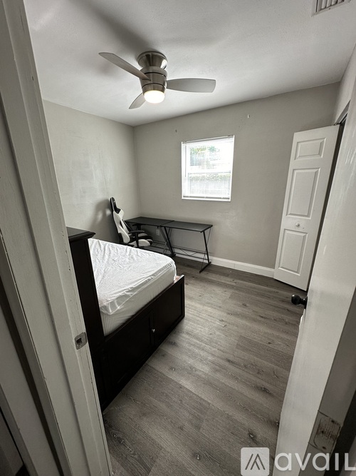 2907 Rollins Street 4 Beds Single Family Home for Rent - Photo gallery 5