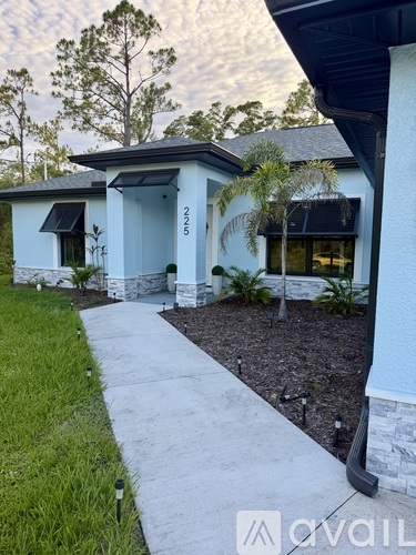 225 Overbrook Street 3 Beds Single Family Home for Rent - Photo gallery 3