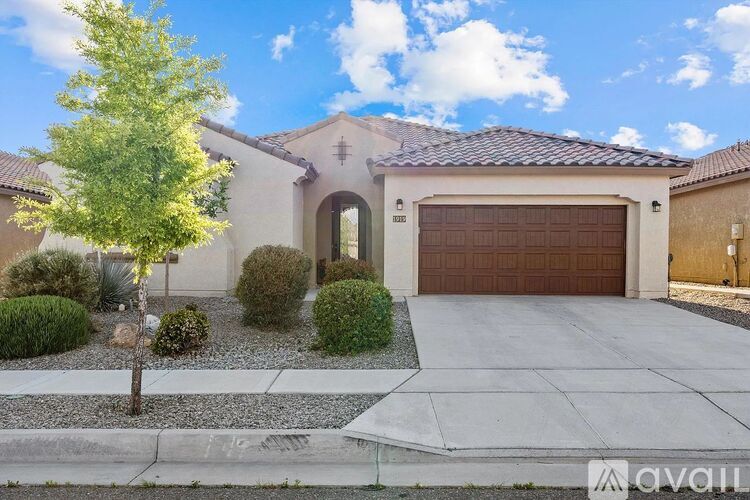 Redondo Peak Dr NW 3 Beds Single Family Home for Rent - Photo gallery 2