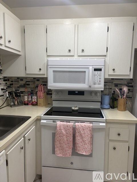 9340 Lagoon Place 1 Apartment for Rent