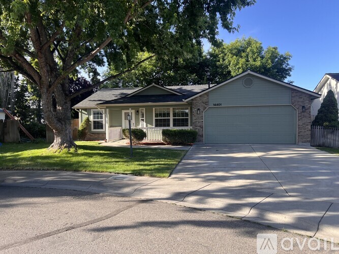 14401 W Roaring Creek St 3 Beds Single Family Home for Rent - Photo gallery 1