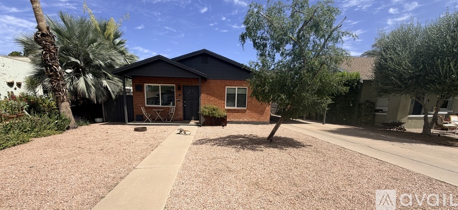 908 E Coronado Rd 4 Beds Single Family Home for Rent - Photo gallery 1