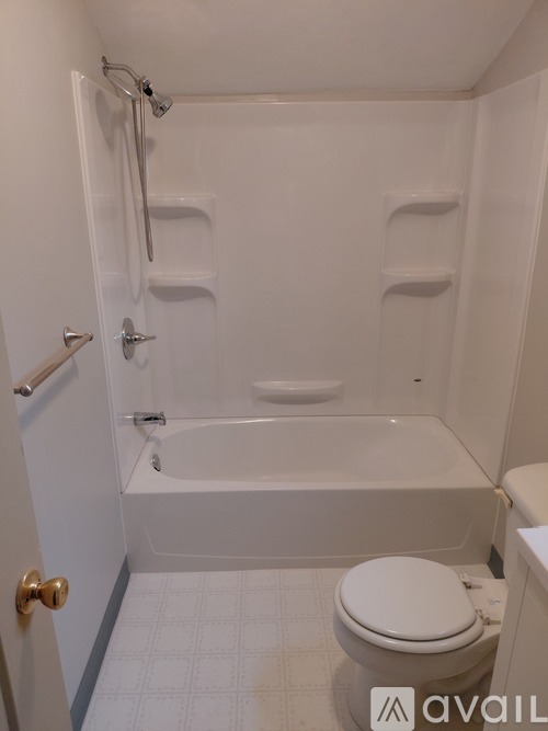 11 Delhi St 2 Beds Single Family Home for Rent - Photo gallery 5