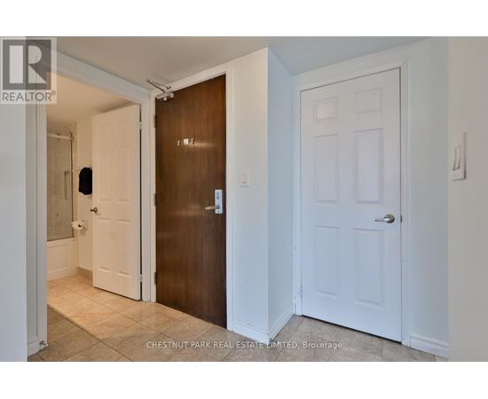 720 - 35 HOLLYWOOD AVENUE 3 Beds Apartment, Condo, Home for Rent - Photo gallery 5