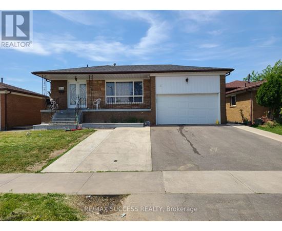 A house with a garage is for sale in Brokerage.