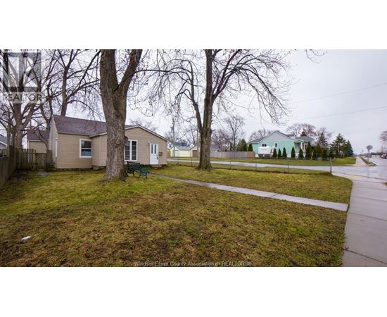1296 ELM AVENUE 3 Beds House for Rent - Photo gallery 1
