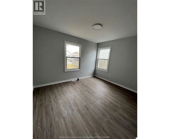 1296 ELM AVENUE 3 Beds House for Rent - Photo gallery 5