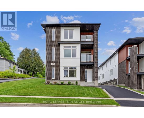 C - 6954 NOTRE DAME STREET 3 Beds Home, Multifamily for Rent - Photo gallery 1