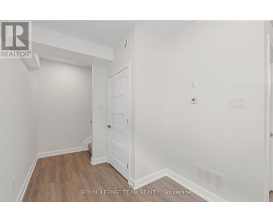 C - 6954 NOTRE DAME STREET 3 Beds Home, Multifamily for Rent - Photo gallery 3