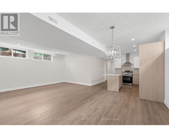 C - 6954 NOTRE DAME STREET 3 Beds Home, Multifamily for Rent - Photo gallery 5