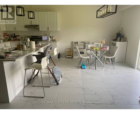 149 SAVANNAH RIDGE DRIVE 4 Beds House for Rent - Photo gallery 5