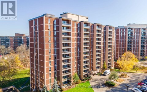 1503 - 1966 MAIN STREET W 3 Beds Apartment for Rent