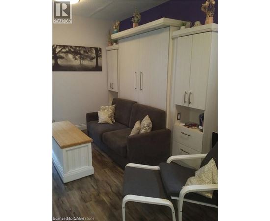250 KING Street W Unit# Bachelor 1 Apartment, Home for Rent - Photo gallery 5