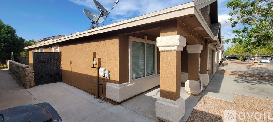 12339 Sombra Grande Drive 4 Beds Single Family Home for Rent - Photo gallery 4