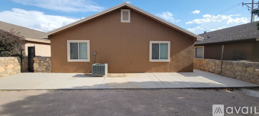 12339 Sombra Grande Drive 4 Beds Single Family Home for Rent - Photo gallery 5