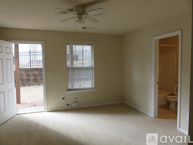2217 Landing Walk Dr 4 Beds Townhouse for Rent - Photo gallery 5