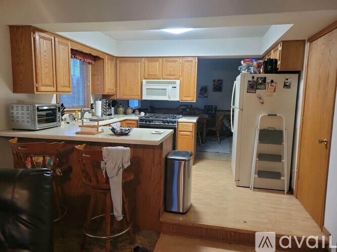 1713 Clover Ln 3 Beds Single Family Home for Rent - Photo gallery 3