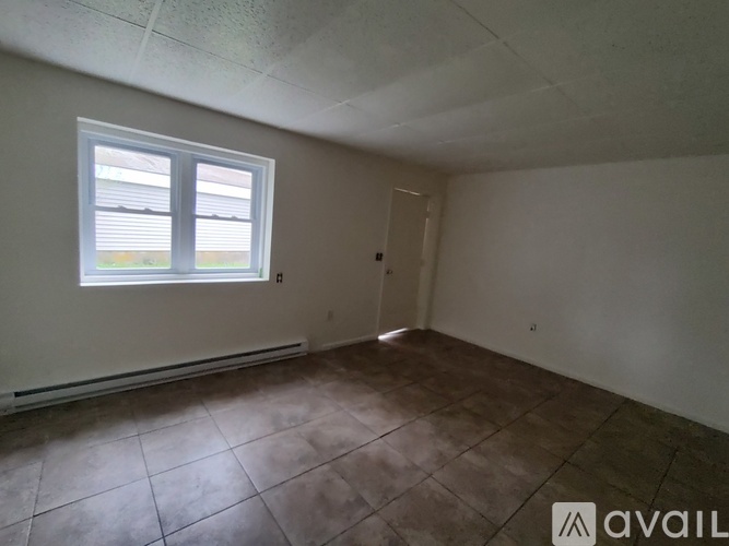 34 Railroad Street 1 Apartment for Rent - Photo gallery 4