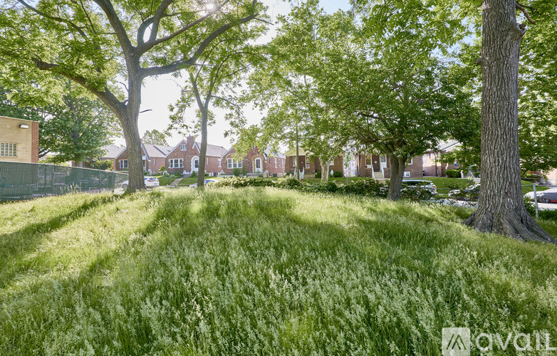 5021 Ray Avenue 1 Condo for Rent - Photo gallery 4