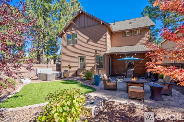 2326 West Mission Timber Circle 3 Beds Single Family Home for Rent - Photo gallery 2