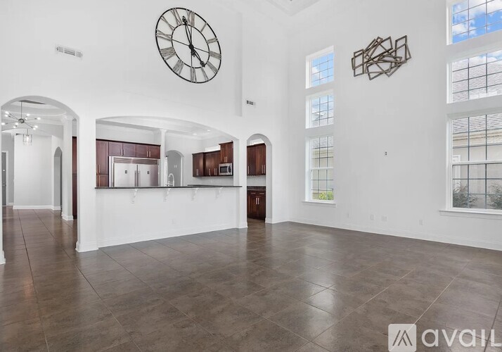 914 Bluffview Drive 4 Beds Single Family Home for Rent - Photo gallery 5