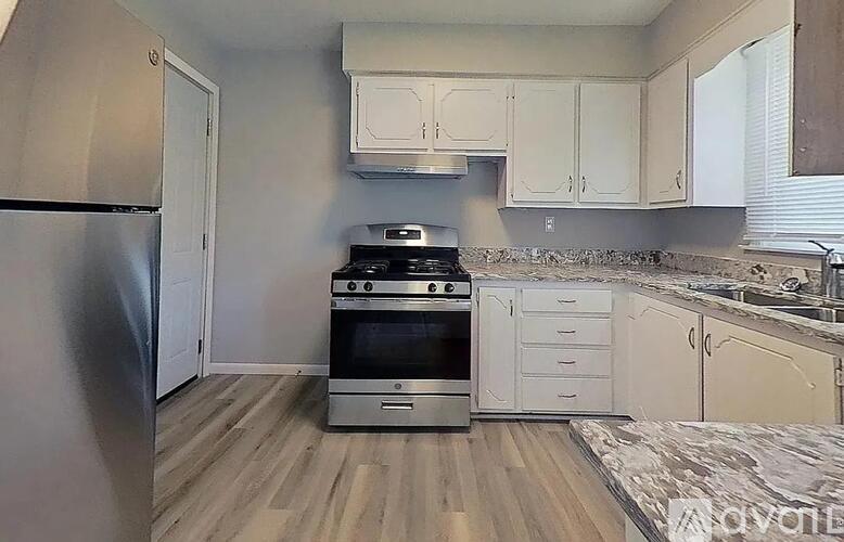 701 South John Zink Avenue 2 Beds Single Family Home for Rent - Photo gallery 5