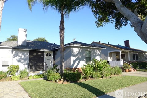 6136 Oliva Ave 3 Beds Apartment for Rent