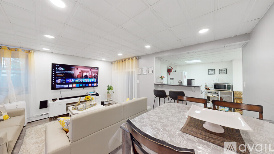 15 Glenville Ave 2 Beds Apartment for Rent - Photo gallery 2