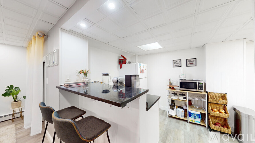 15 Glenville Ave 2 Beds Apartment for Rent - Photo gallery 4