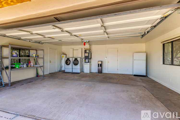 6604 East Dove Valley Road 1 Single Family Home for Rent - Photo gallery 3