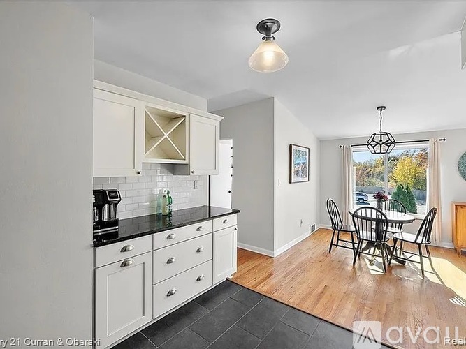335 N Eton St 2 Beds Apartment for Rent - Photo gallery 3