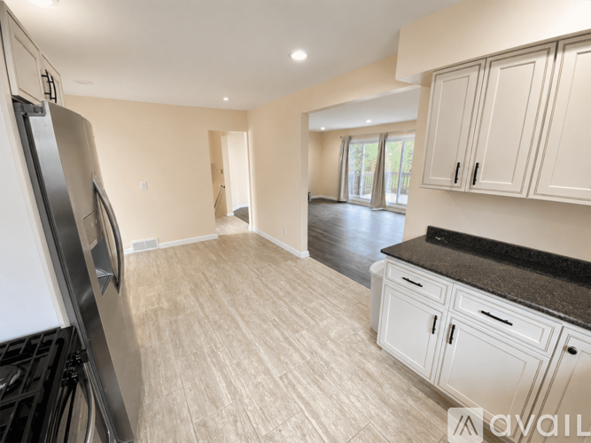 2226 Yorktown Dr 4 Beds Single Family Home for Rent - Photo gallery 5