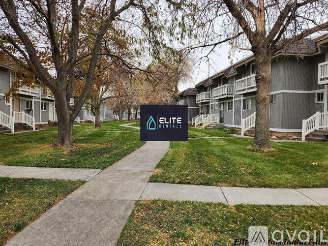 1528 Falcon Drive 3 Beds Townhouse for Rent - Photo gallery 3