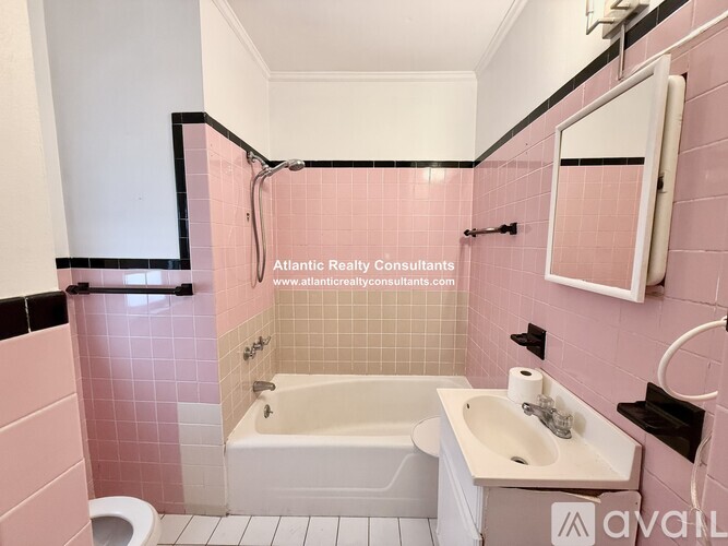 84 Walker St 4 Beds Apartment for Rent - Photo gallery 5