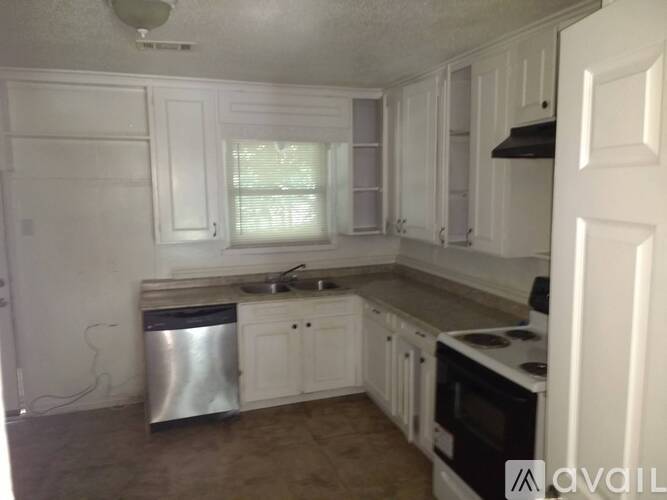 1610 Parkhaven Dr 4 Beds Single Family Home for Rent - Photo gallery 4