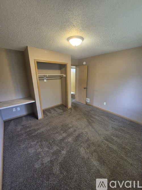 528 8th Ave S 3 Beds Single Family Home for Rent - Photo gallery 2